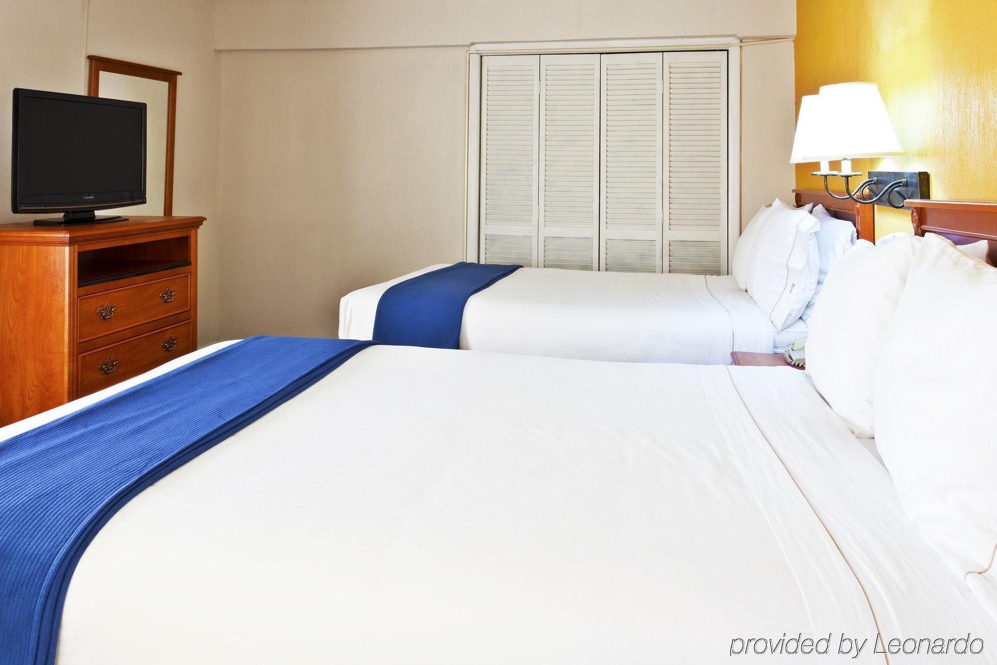 Holiday Inn Express & Suites Nashville-I-40 & I-24 Quarto foto